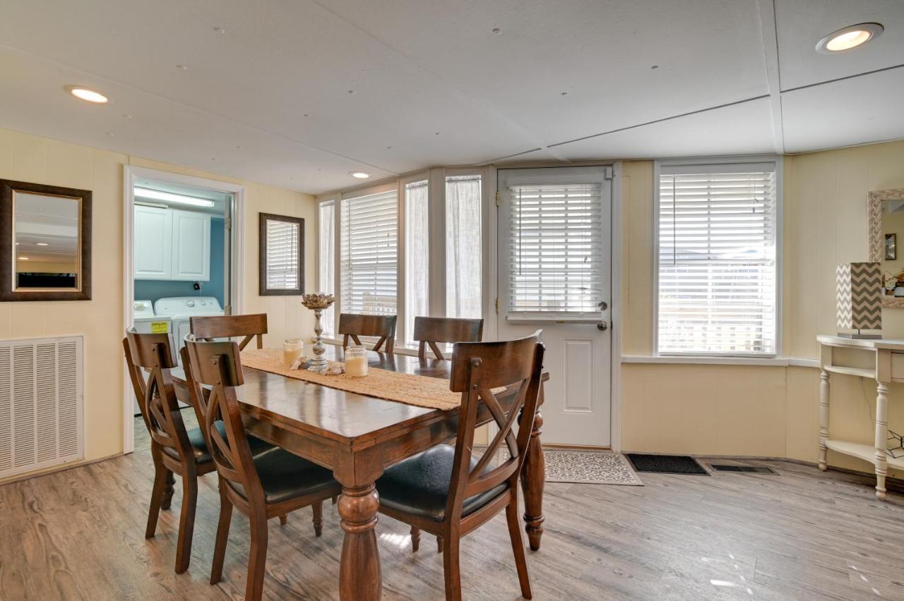 Surfside Beach Home With Pool Access Walk To Beach! Миртъл Бийч Екстериор снимка