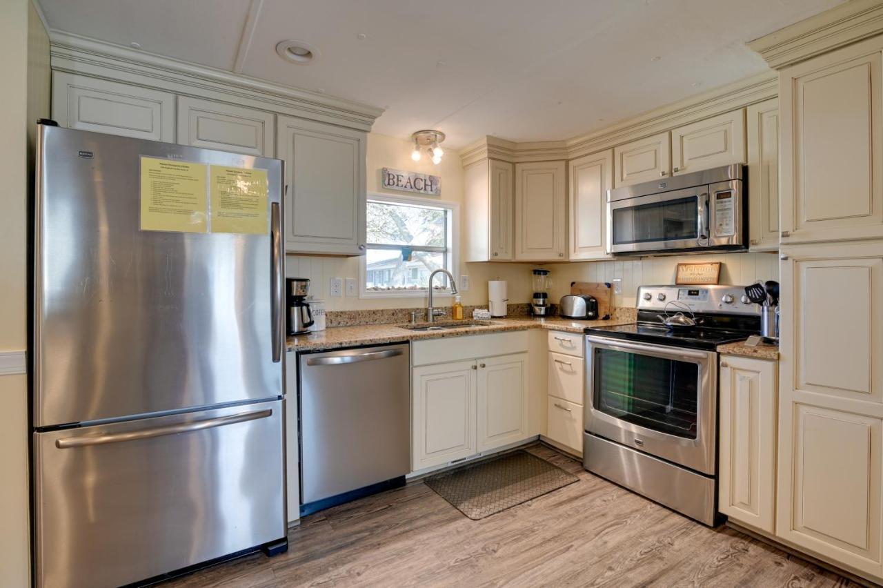 Surfside Beach Home With Pool Access Walk To Beach! Миртъл Бийч Екстериор снимка