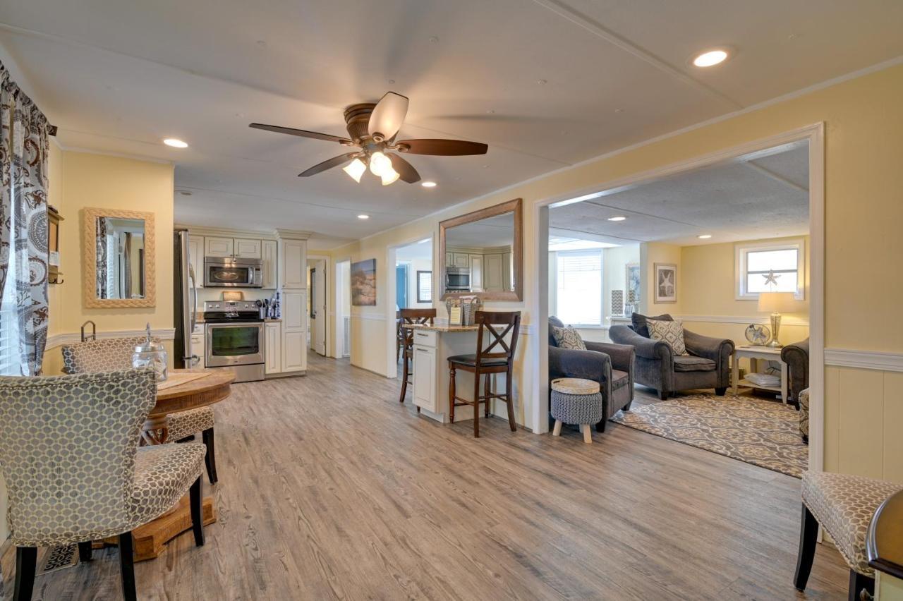 Surfside Beach Home With Pool Access Walk To Beach! Миртъл Бийч Екстериор снимка