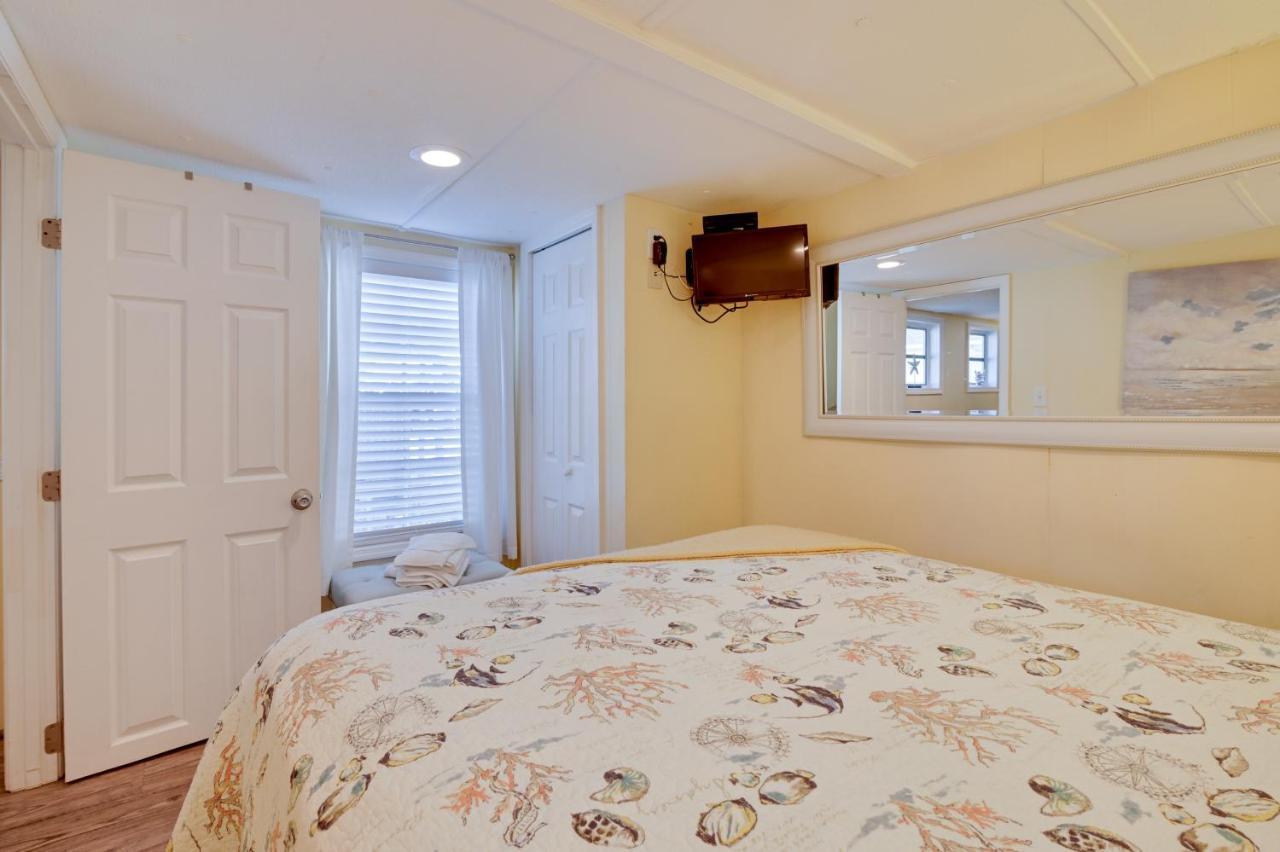 Surfside Beach Home With Pool Access Walk To Beach! Миртъл Бийч Екстериор снимка